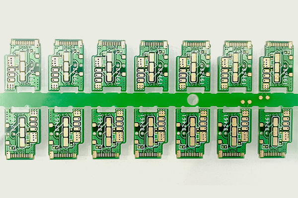 PCB板尺寸公差闪测仪一键批量测量方案 效率3倍飞跃